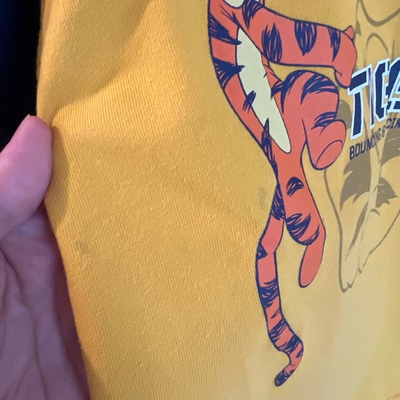 Y2K Disney Tigger Casual T-Shirt from Winnie The Pooh - Picture 5 of 5